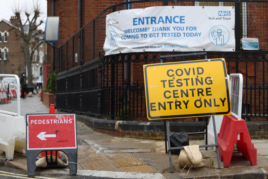 No Evidence of Impropriety in Government COVID Contracts, but Records Inadequate: UK Watchdog