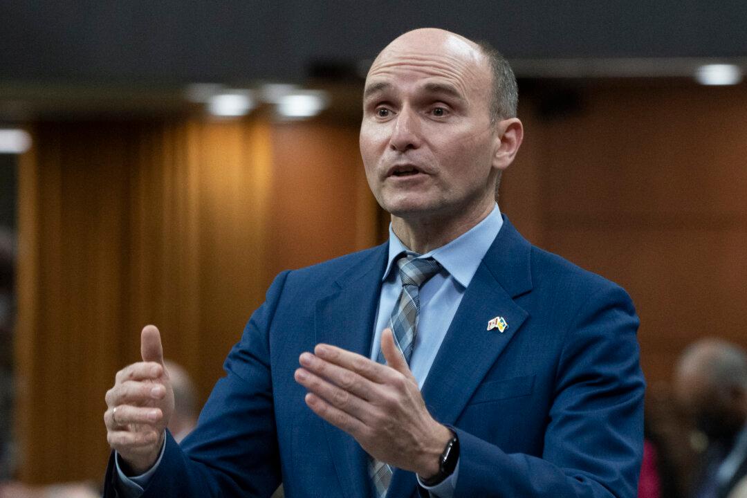 Feds, Provinces Closer to Reaching Health-Care Funding Deal: Minister