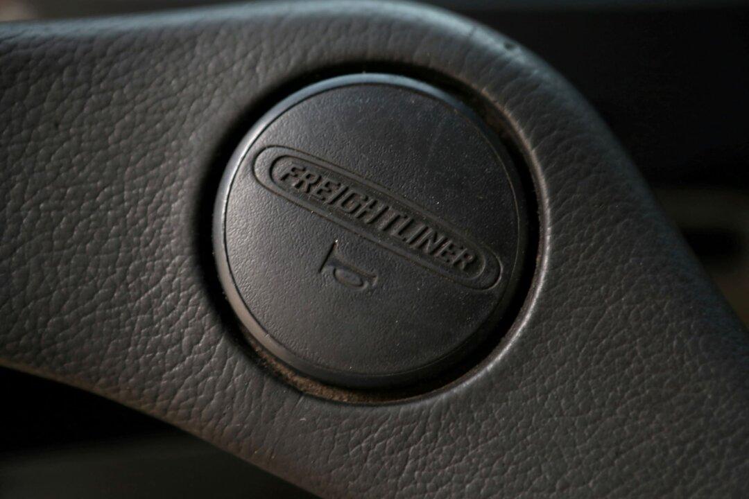 Daimler Truck Sees Rising Prices in 2022, Little Impact From Ukraine