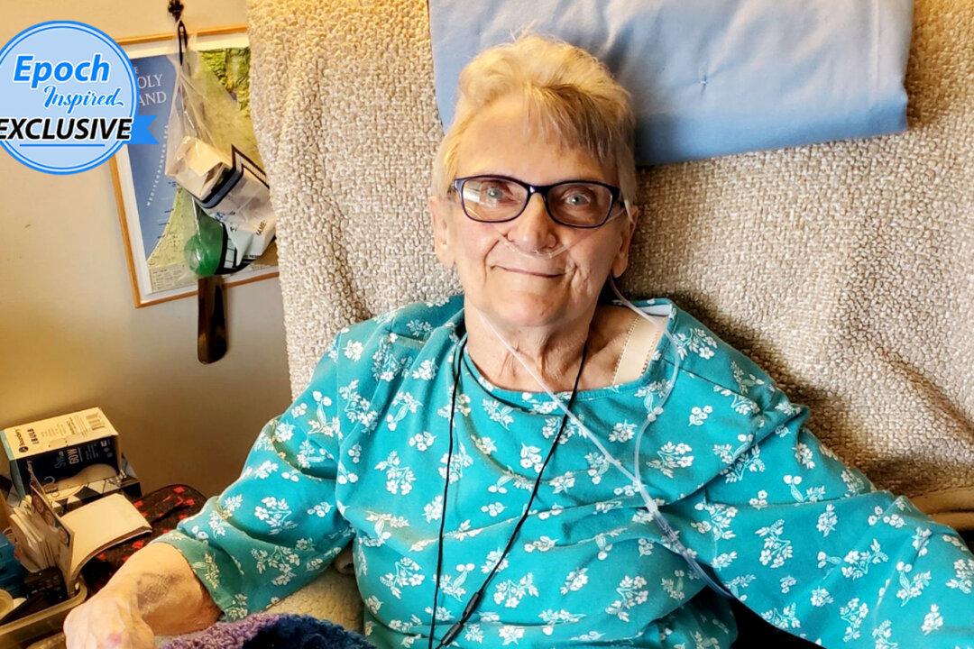 Woman Who Overcame Her Addiction Is on a Mission to Help Others: ‘God’s Arms are Long Enough to Reach Them’
