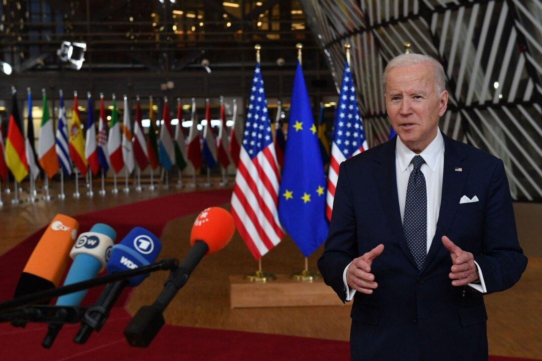US, Canada May Need to Increase Food Production as Shortages Loom: Biden