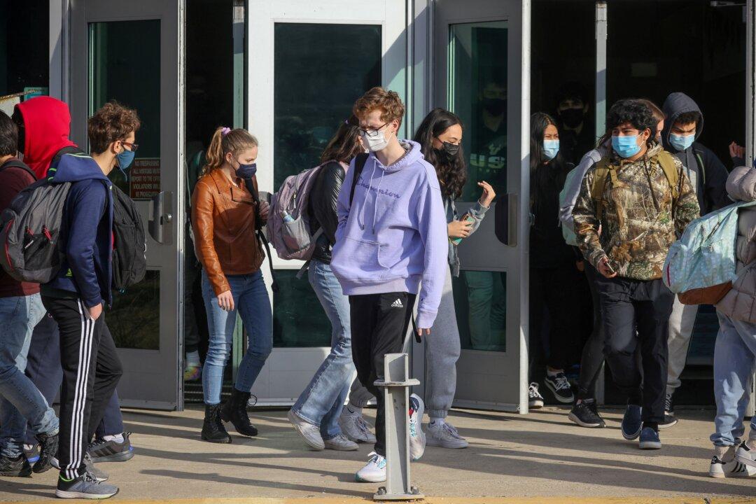 Virginia Brothers Launch ‘Dads on Duty’ Program to Deter Violence, Sexual Assault at Schools