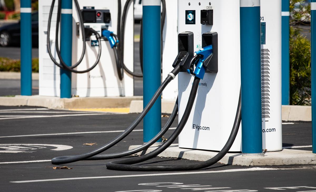 Biden Administration Releases $1.5 Billion for Electric Vehicle Charging Stations Along Highways