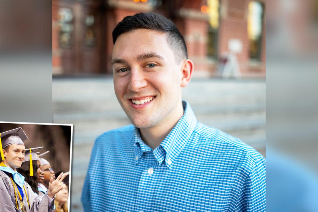 ‘I Made This Pact to Change My Life’: Homeless Valedictorian Shares Journey Out of Poverty