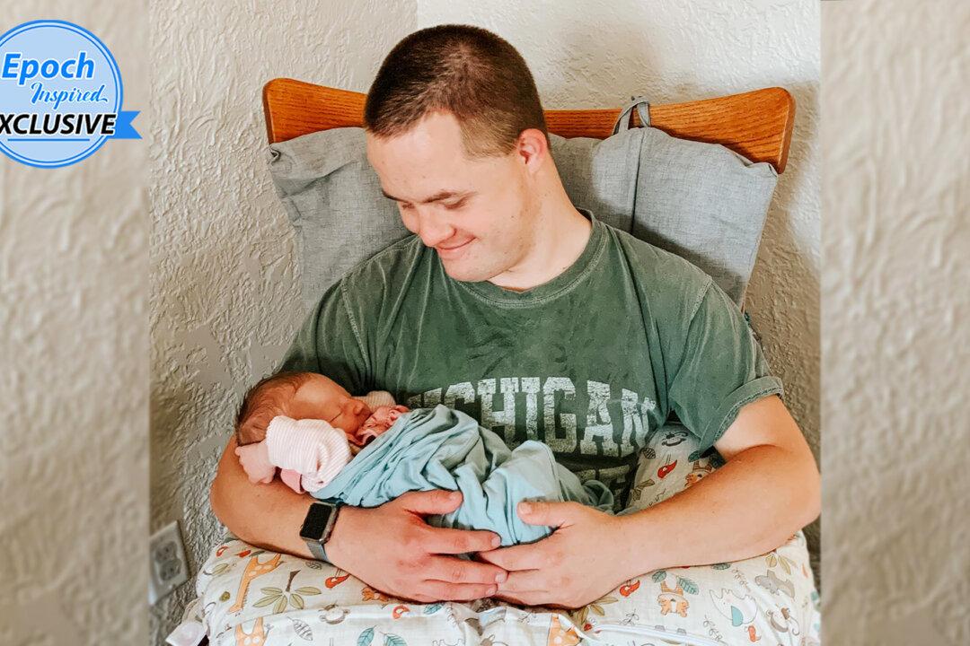 VIDEO: How This Uncle With Down Syndrome Cares for Sister’s Kids, Proves Haters Wrong