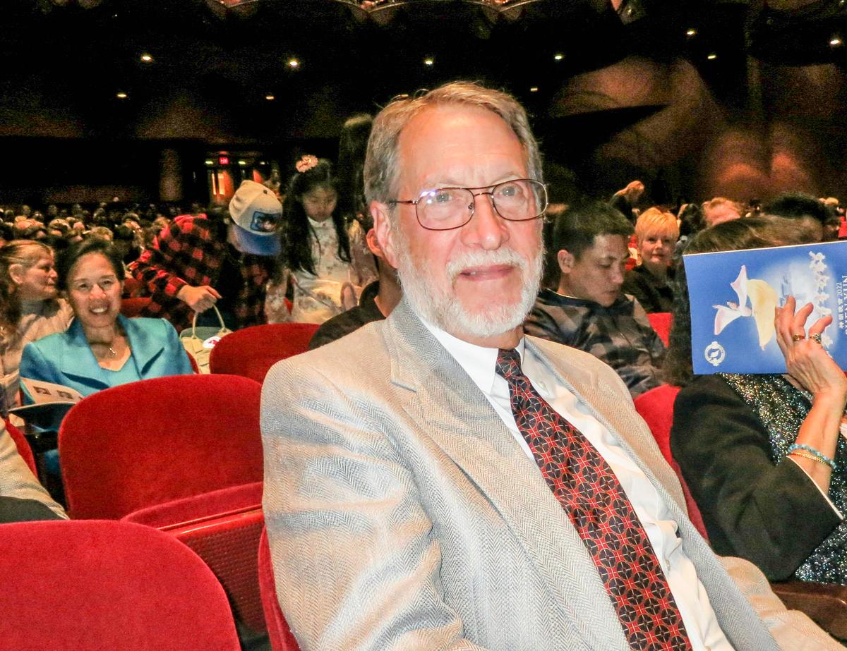 Shen Yun Presents Magnificent, Beautiful, Inspiring Chinese Culture