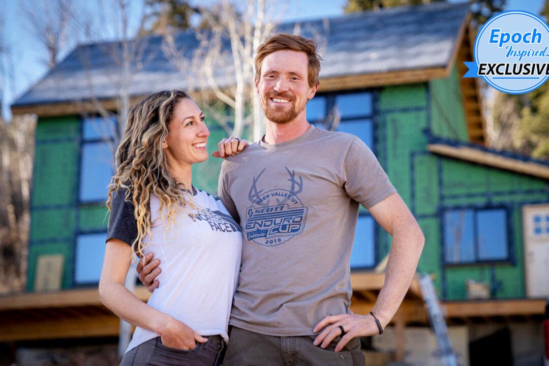After 3 Years of Van Life, Couple Buys Land and Builds a Dream House in the Mountains