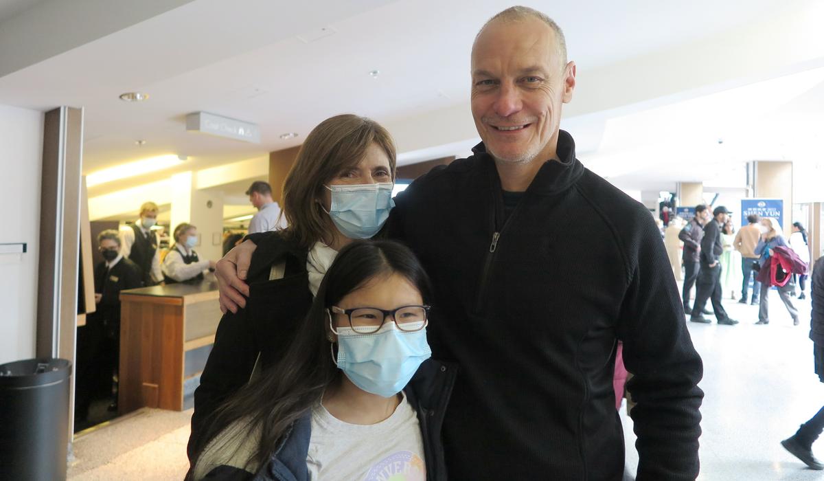 Shen Yun Is a ‘High-Energy Show,’ Says Bank Vice President