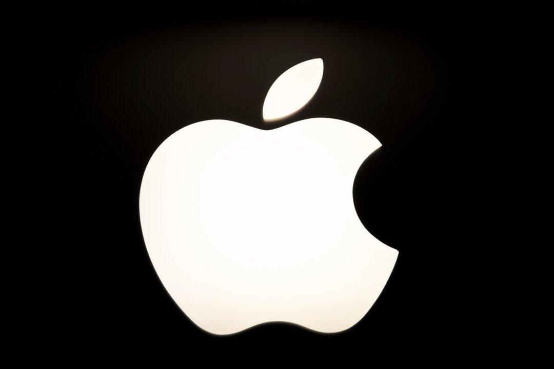 Stand by Apple Stock Despite Supply-Chain Woes