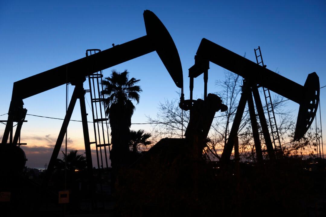 Biden Administration, Wall Street Impede New Oil and Gas Investments