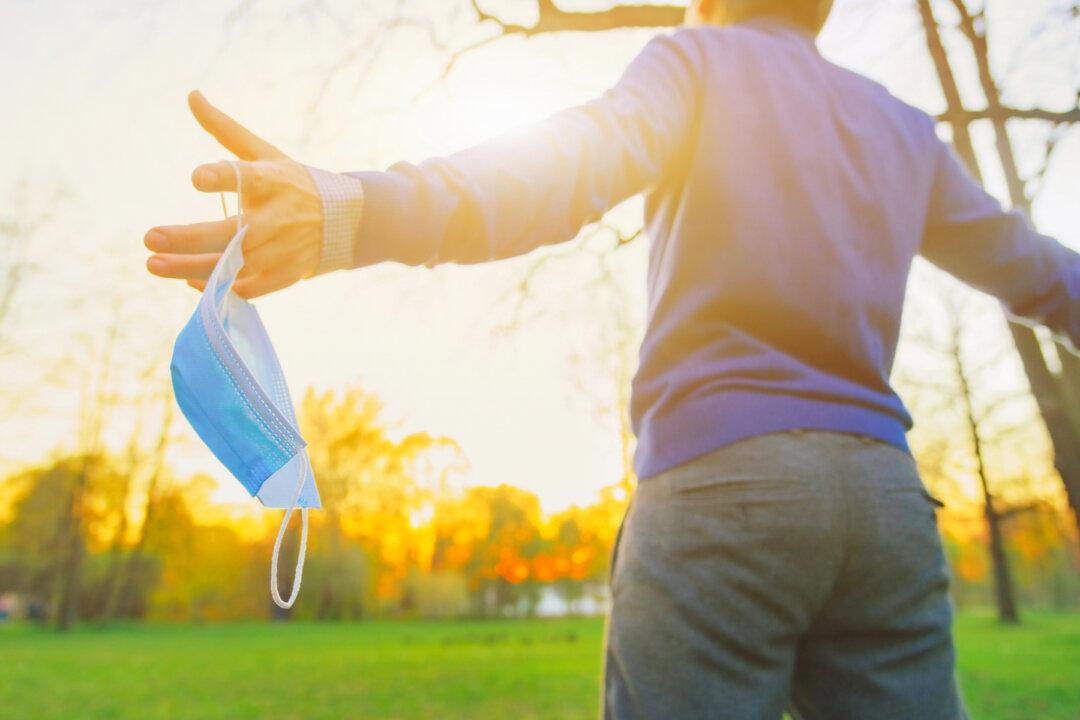 Fauci Finally Admits Natural Immunity