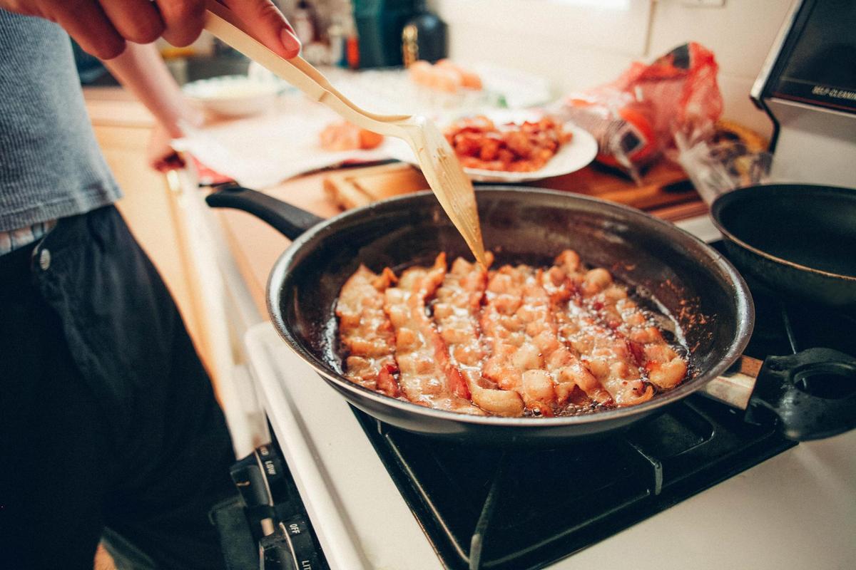 How to Cook Bacon the Right Way