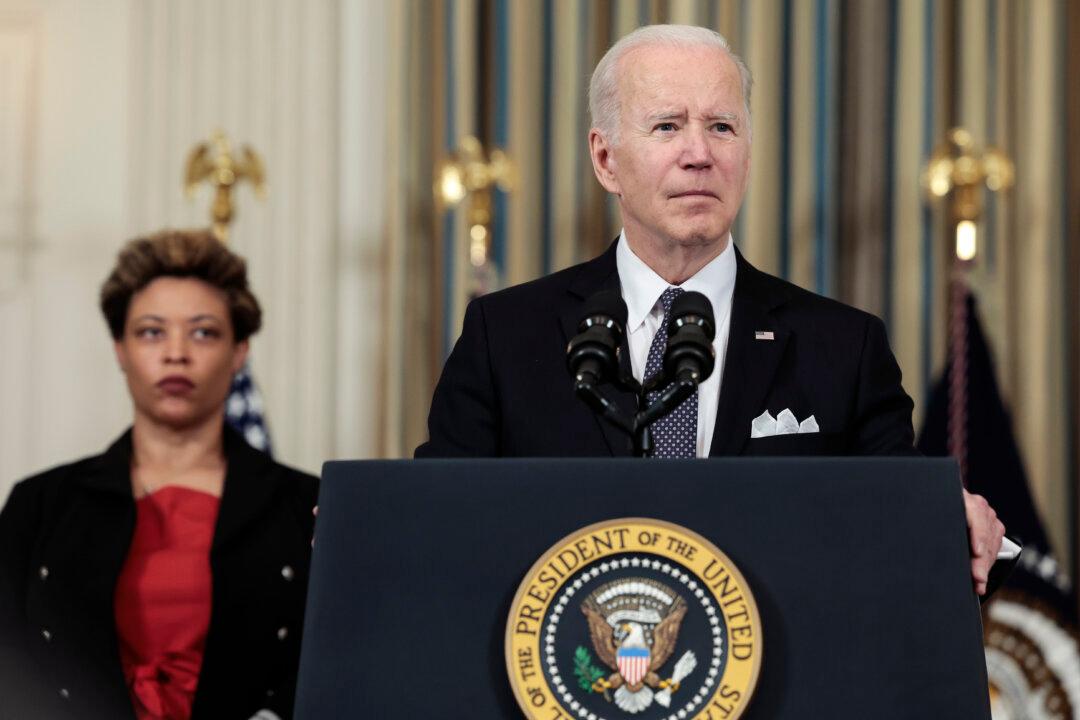 White House Budget Plan Seeks to Add Restrictions on Corporate Stock Buybacks