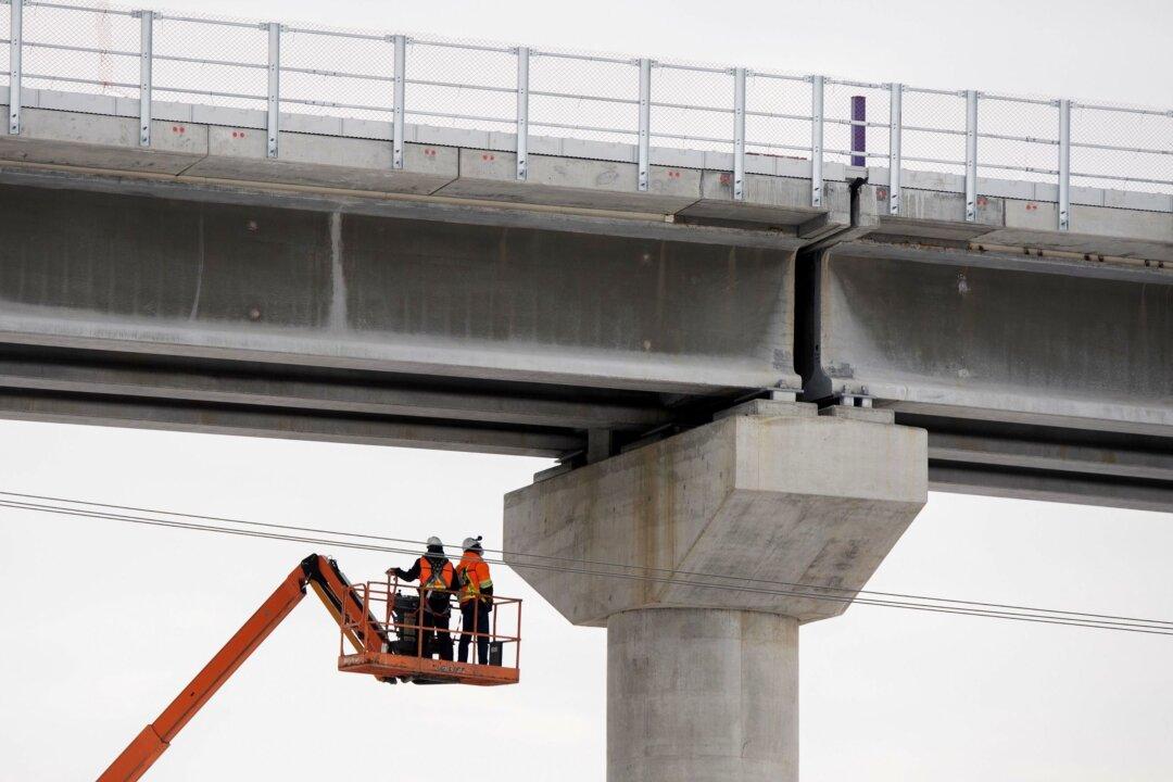 Montreal’s Light Rail Megaproject Boondoggle a High-Risk Gamble for Public Pension System