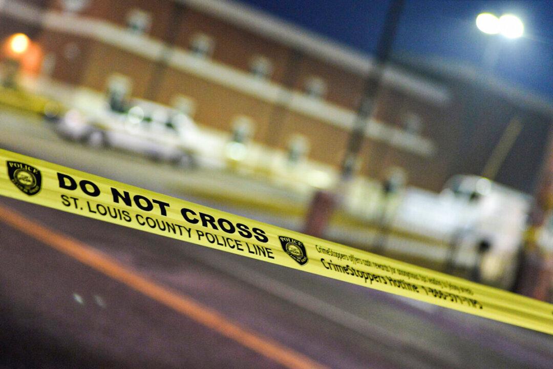 Online Video Shows Girl Fatally Shooting Cousin and Herself