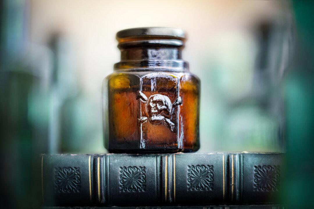 Poison Bought on Canadian Websites Linked to 88 Deaths in UK