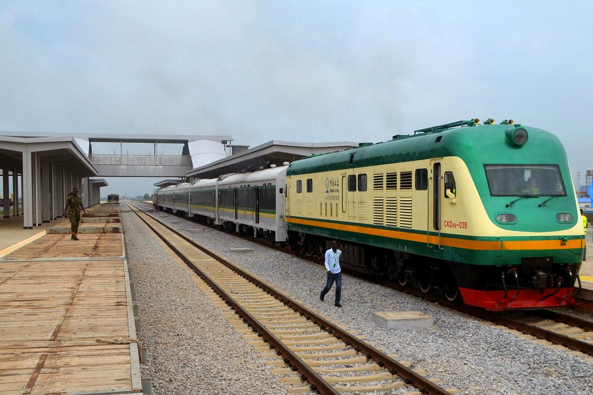 Nigerian Rail Service Suspended After ‘Terrorists’ Attack on Train Carrying Nearly 1,000 Passengers