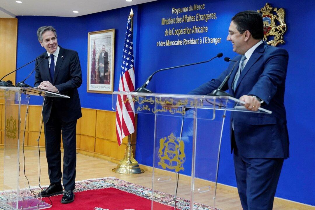 Blinken Assures UAE Leader of US Defence Help Over Houthi Attacks, Iran