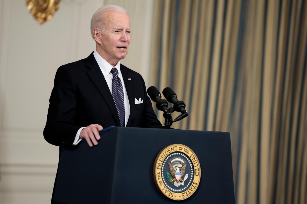 Biden Announces New COVID ‘One-Stop Shop’ Website, Gets Second Booster Shot