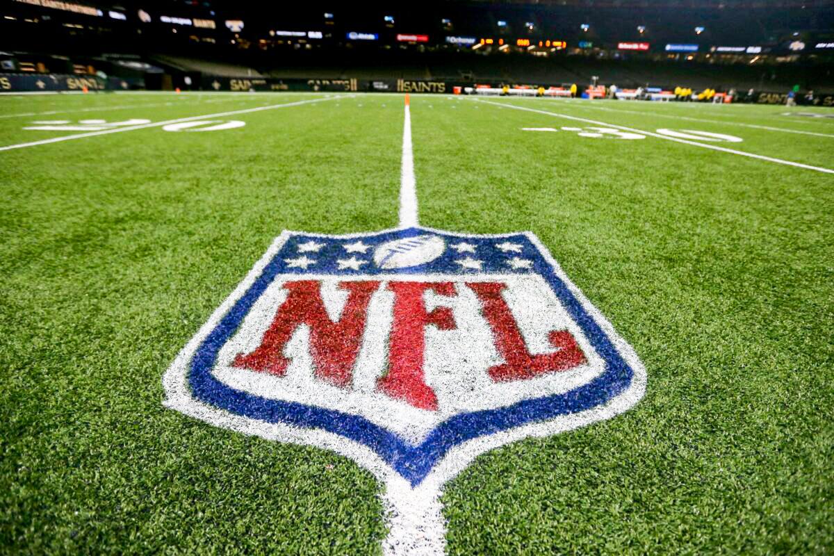 Apple Will Sponsor Super Bowl Halftime Show Starting in February