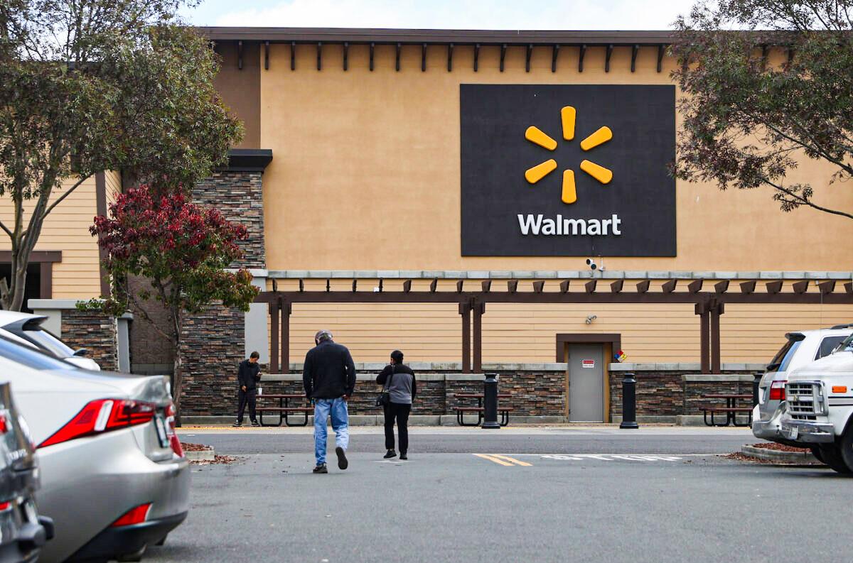 Walmart to Discontinue Tobacco Sales in Select US Stores