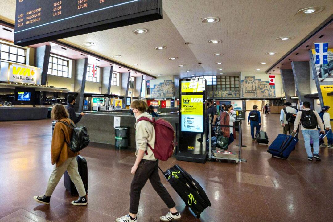 A Tale of Two Constitutions: US Versus Canada on Vaccine Mandates