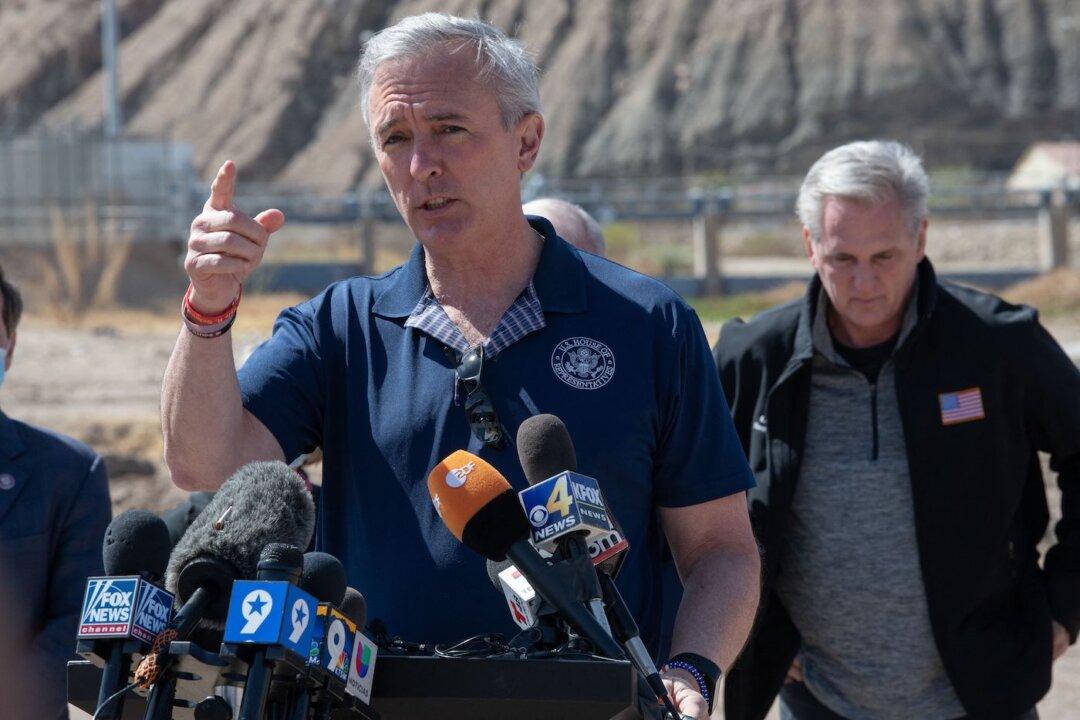 Rep. Katko Calls DC and NY Mayors ‘Hypocritical’ for Complaining About Homeless Illegal Immigrants