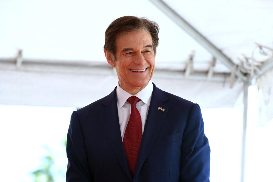 White House Fires Dr. Oz From Presidential Council Amid US Senate Race
