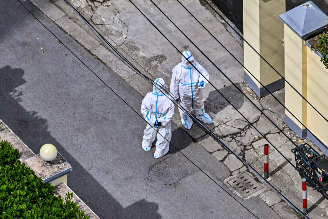 Shanghai Begins Second Stage of COVID-19 Lockdown as Officials Aim to Test Millions