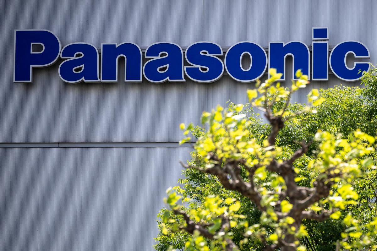 Tesla Supplier Looks to Invest $5B on EV Batteries, Supply Chain Software