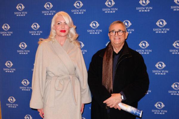 Laurie Bauld and Peter Agricola at the Shen Yun performance in Toronto on April 1, 2022. (The Epoch Times)