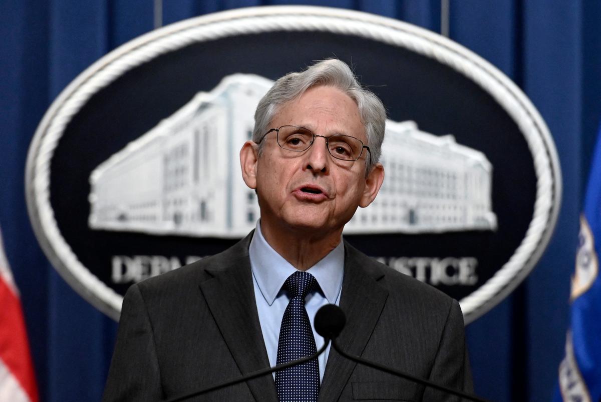 Federal Judge Dismisses Parents’ Lawsuit Against Attorney General for Memo Describing Them as ‘Threats’