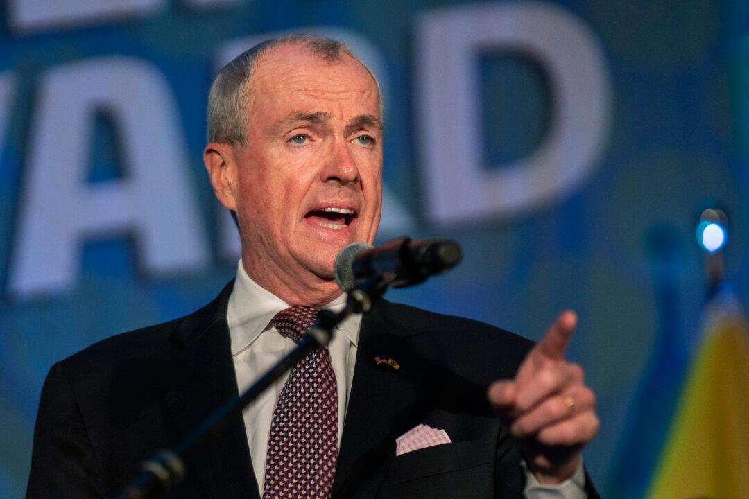 New Jersey Gov. Phil Murphy Tests Positive for CCP Virus