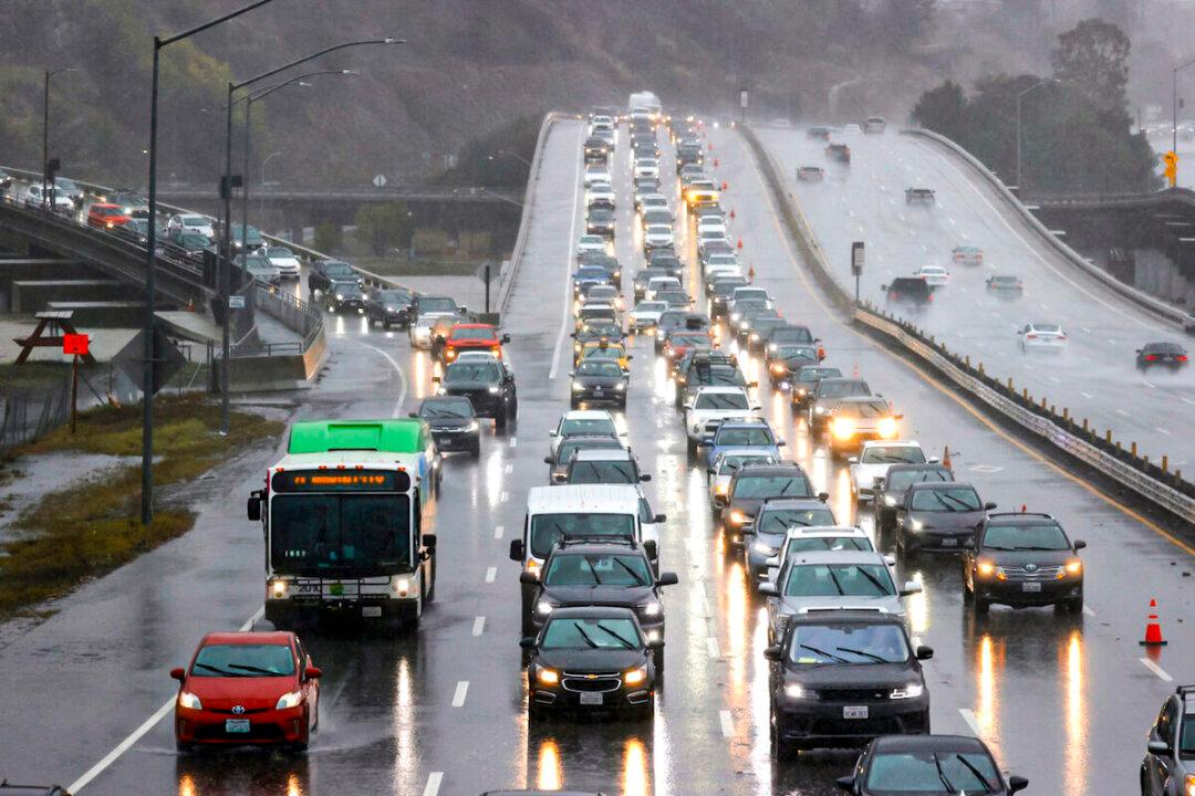 Feds Propose New Rules to Require Automatic Emergency Brakes in All Light Cars