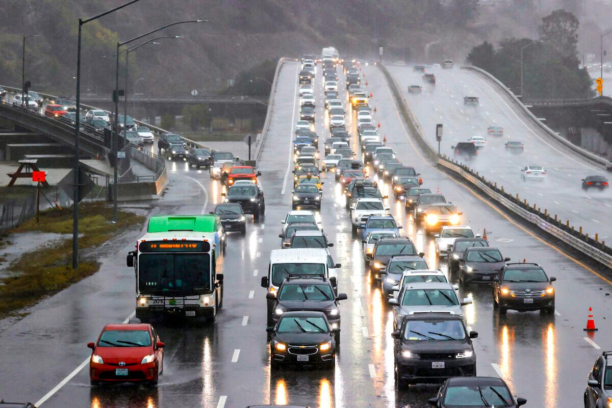 Feds Propose New Rules to Require Automatic Emergency Brakes in All Light Cars