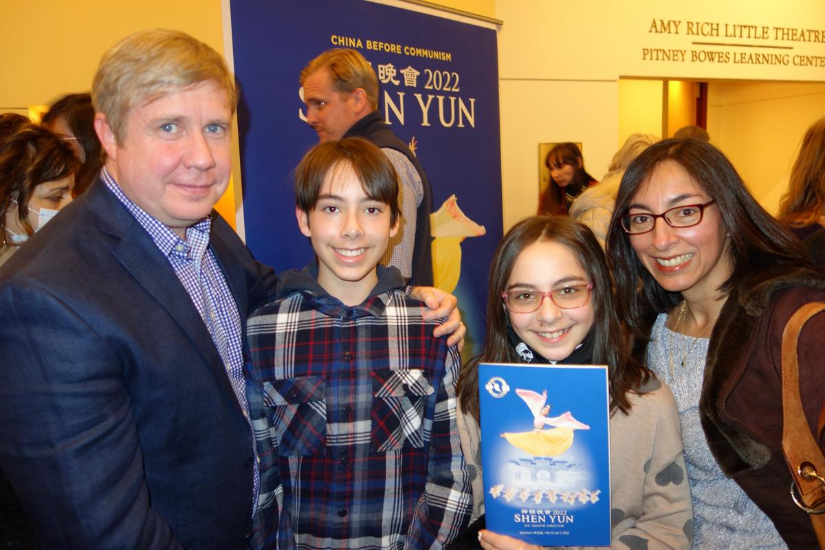 Shen Yun Amazes Stamford Audience With Its Authentic Presentation of China’s Long and Illustrious History