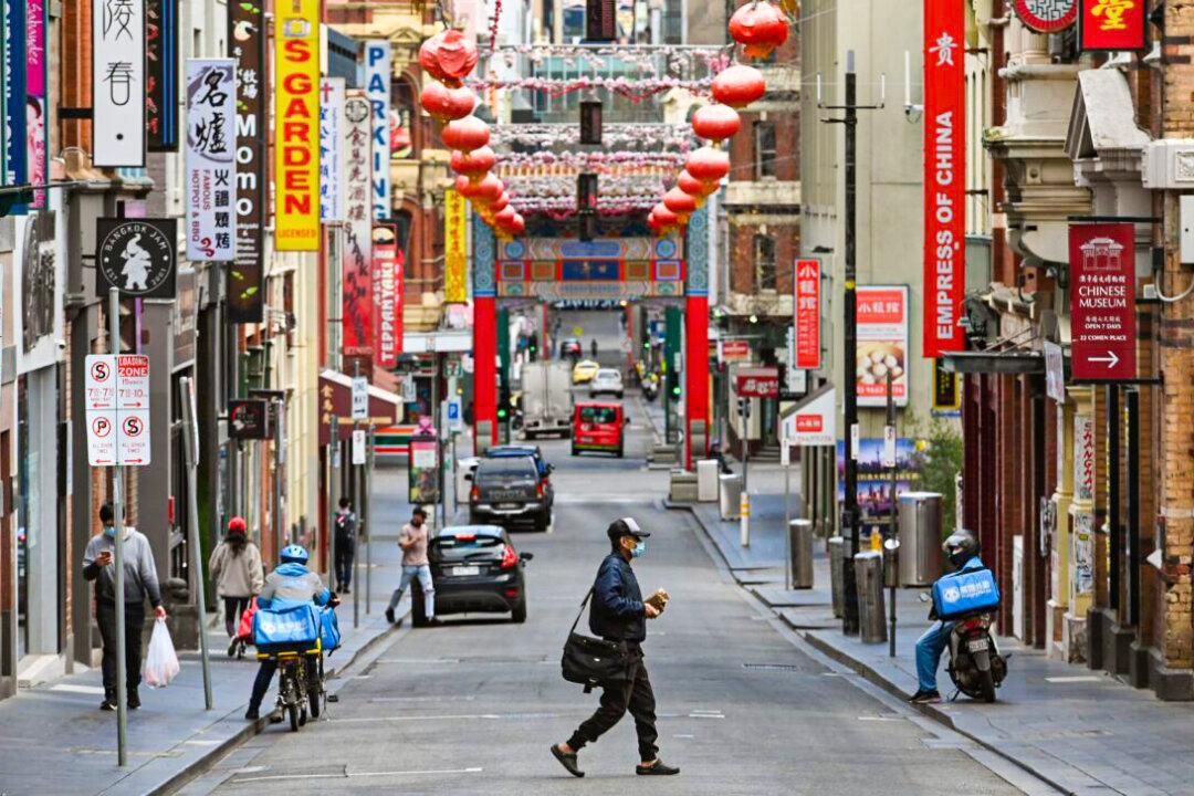 Chinese Millionaire Quietly Expelled From Australia Over Foreign Interference: Report