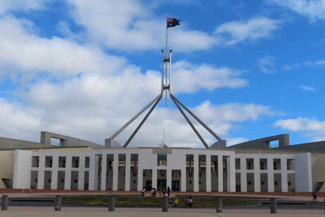 Federal Workplace Changes Set to Pass Lower House