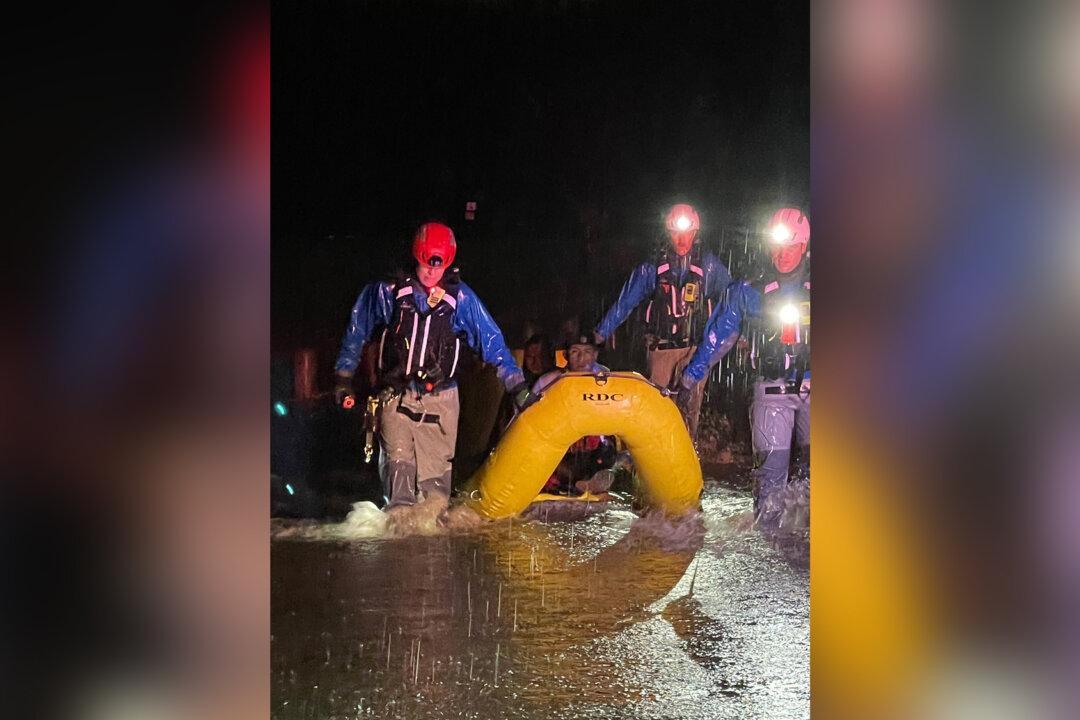 1 Killed in Texas as Damaging Storms Tear Across South