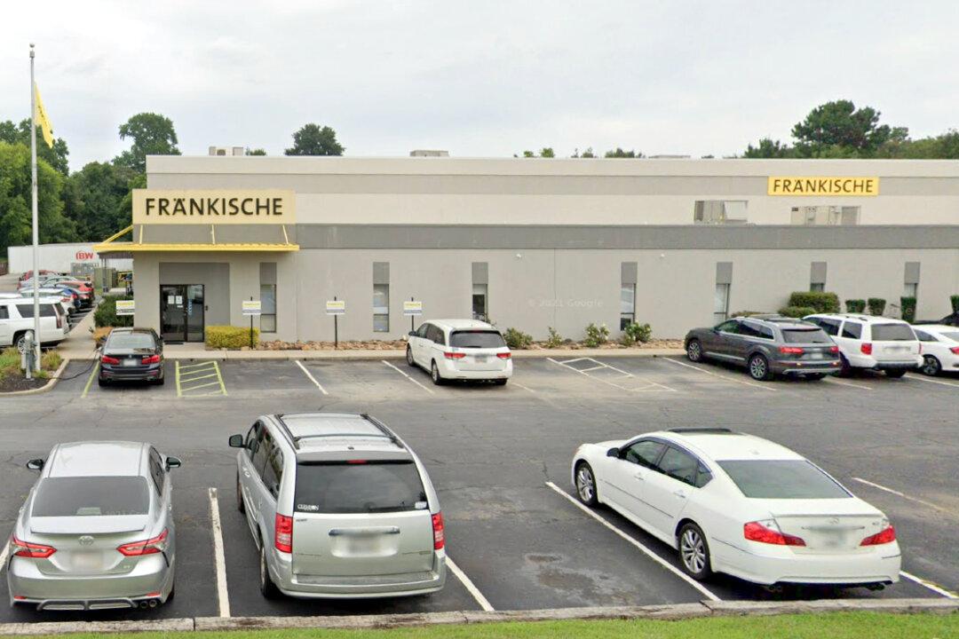 Sheriff: 2 Wounded, Suspect Dead, in Shooting at South Carolina Plant