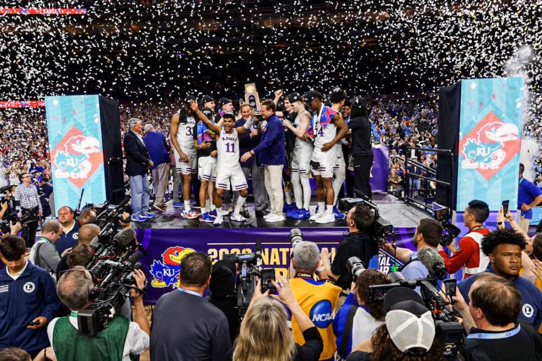 Kansas Jayhawks Beat North Carolina in Biggest Comeback in Championship History