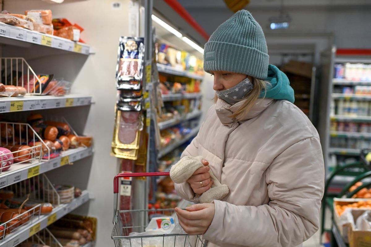 Inflation in Russia Vaults to Multi-Decade High