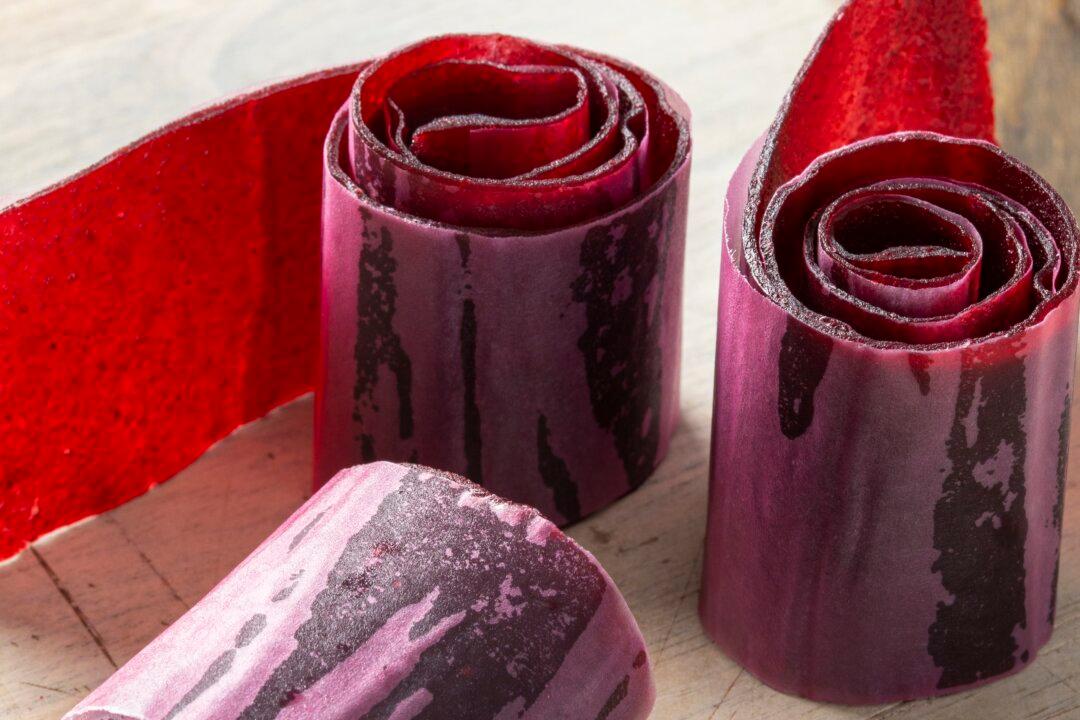 Once You Make Homemade Fruit Leather, You Might Never Buy the Packaged Stuff Again!