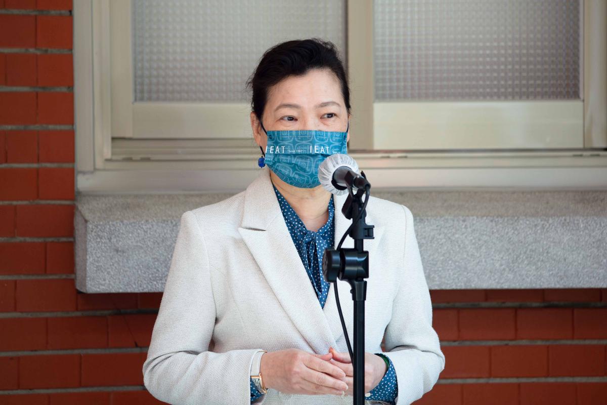 China-Owned Phoenix TV Withdraws From Taiwan Market