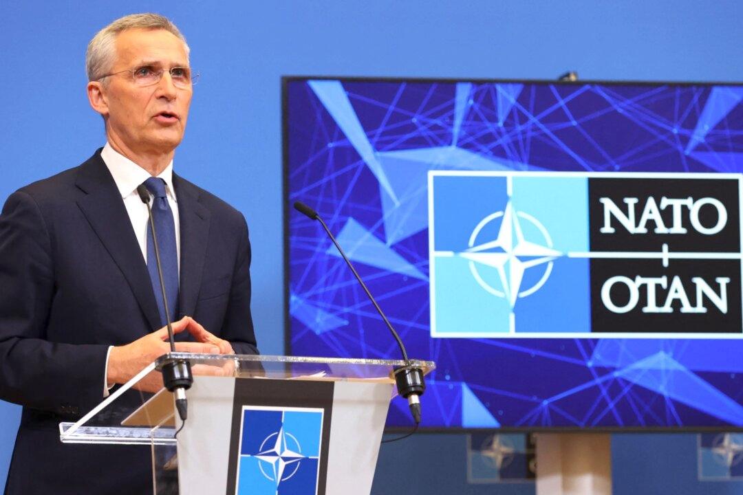 NATO Chief Says Sweden, Finland Could ‘Easily Join’ Its Ranks If They Apply