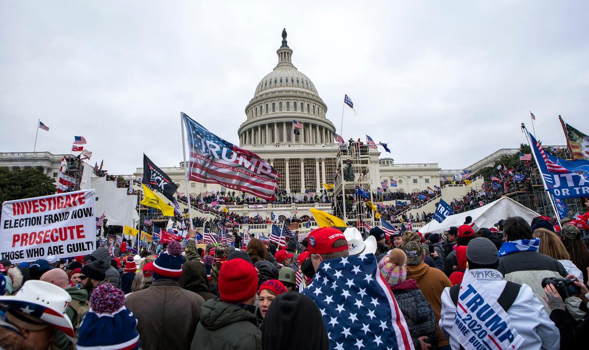 Oath Keepers Conspiracy Case Split Into 2 Trials, Judge Rules