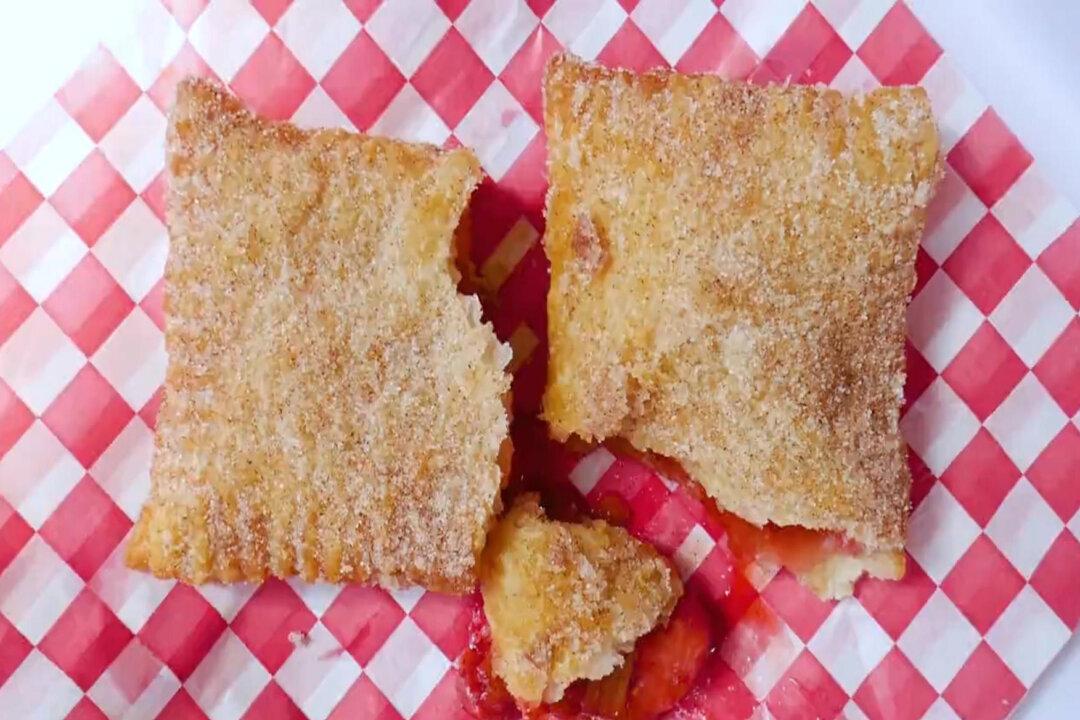 Strawberry Rhubarb Hand Pies