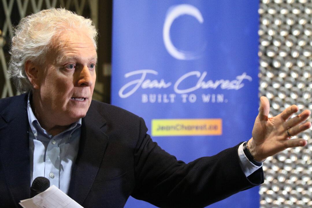 Charest Claims Poilievre’s Support of Freedom Convoy ‘Disqualifies’ Him for the Job of PM