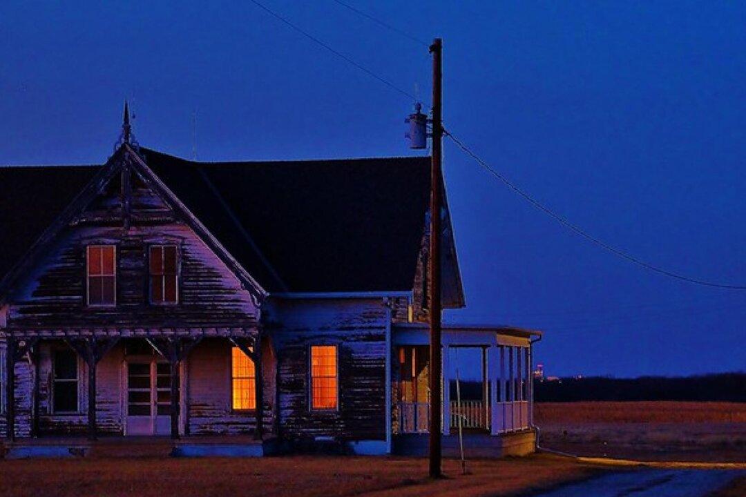 Housing Beat: Mortgage Rates Hit 5 Percent Level While Property Taxes Inch Higher