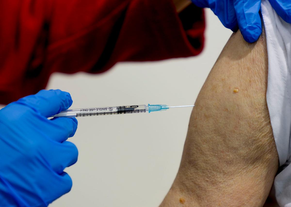 Growing Number of COVID-19 Deaths Among Vaccinated People: Reports